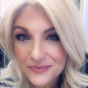 Meet your Posher, Tonia